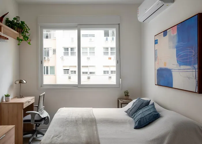New Studio One Block From Copacabana Beach & Ipanema! Rio de Janeiro